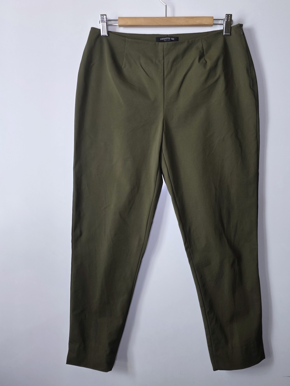 Lafayette 148 New York Dark olive Green trouser Size 8 Excellent condition